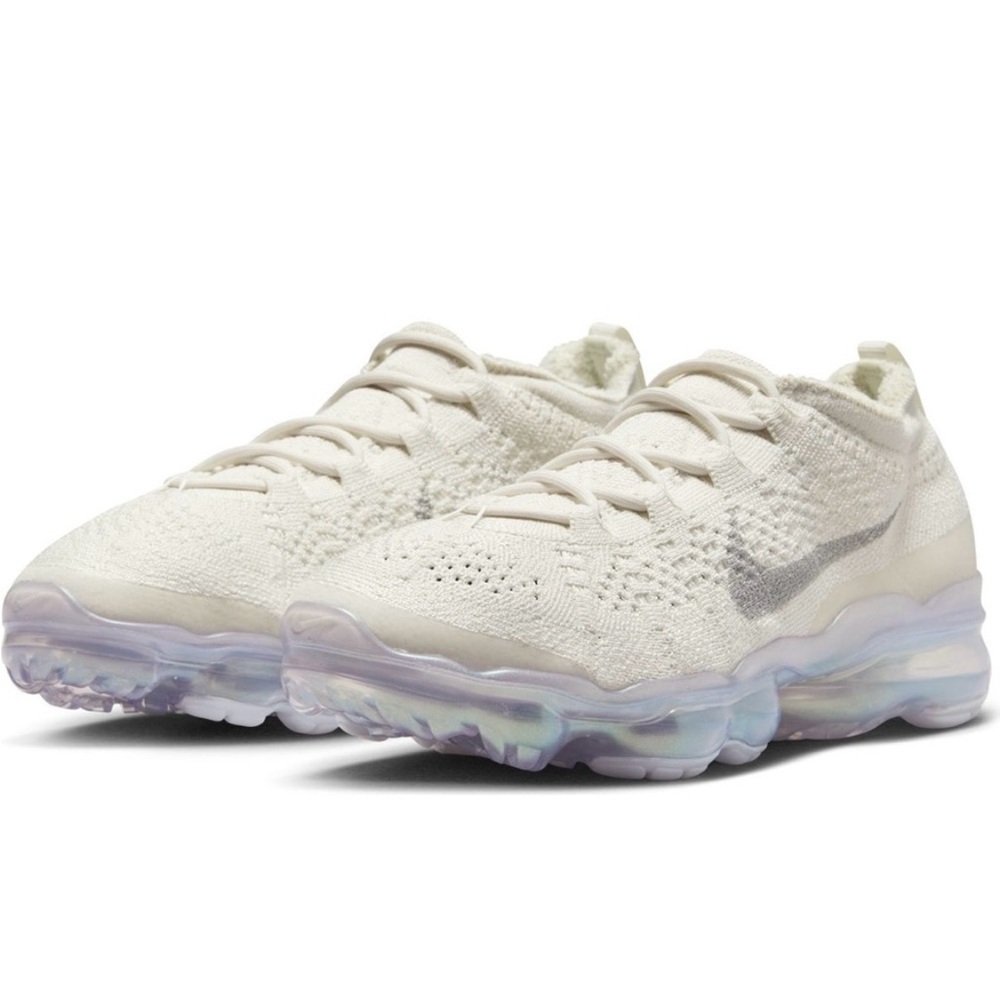 Nike Off-White Knit Sneakers